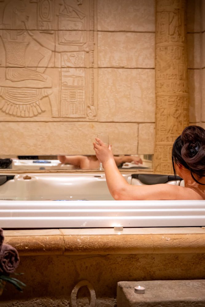 cleopatra-temple-spa-07367-bg.jpg